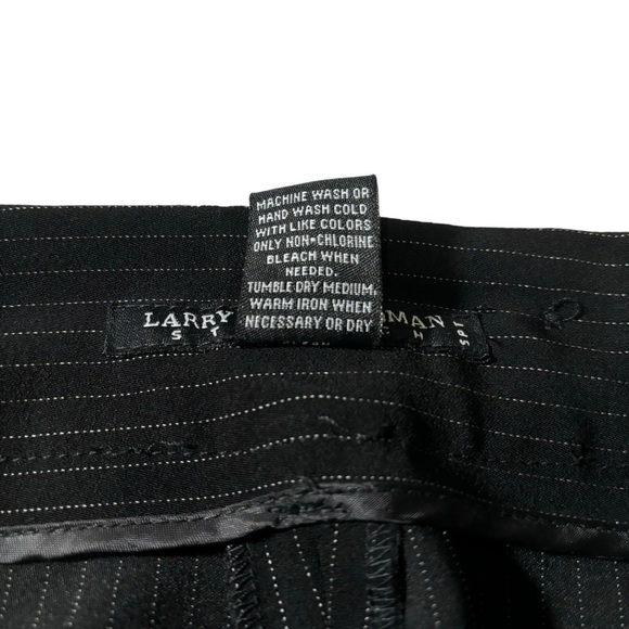 NWT Larry Levine Woman Stretch Pinstripe City Shorts Dress Up Going Out Size 20W - Picture 10 of 16